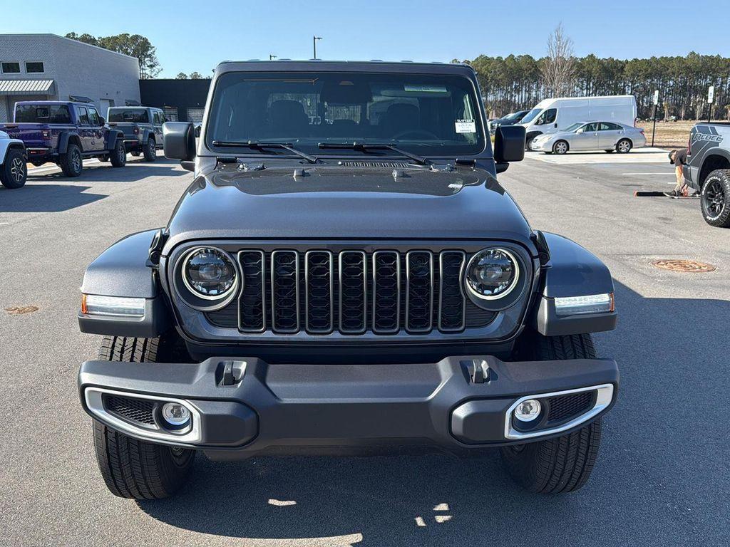 new 2026 Jeep Gladiator car, priced at $51,030
