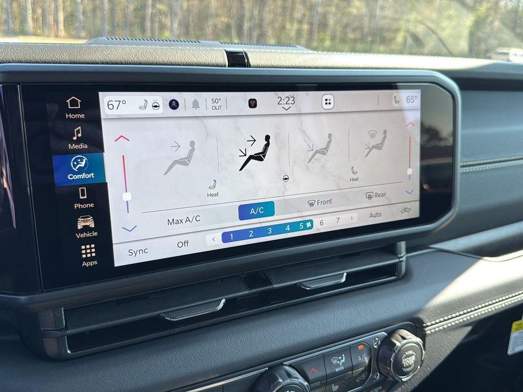 new 2026 Jeep Gladiator car, priced at $51,030