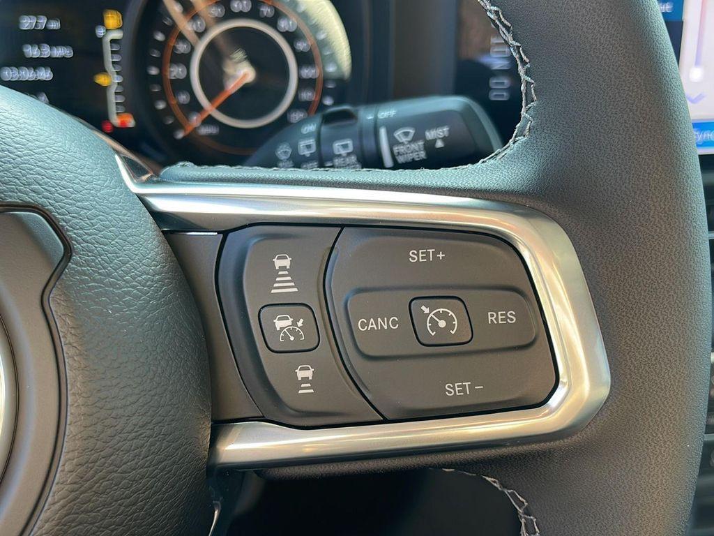 new 2025 Jeep Wrangler car, priced at $45,525