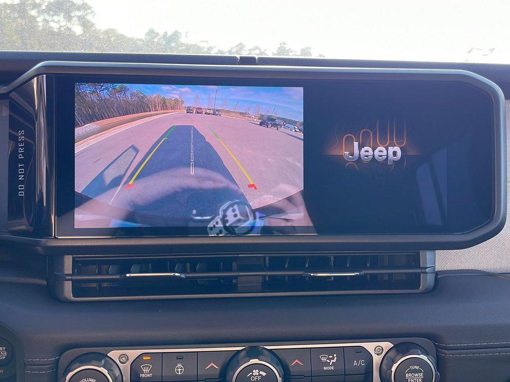 new 2025 Jeep Wrangler car, priced at $45,525