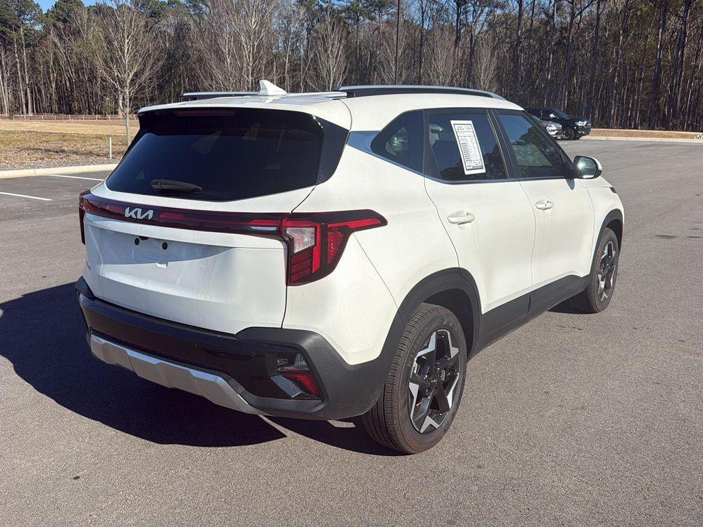 used 2025 Kia Seltos car, priced at $24,950
