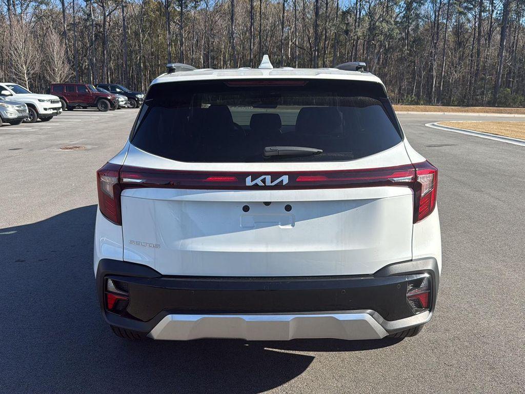 used 2025 Kia Seltos car, priced at $24,950