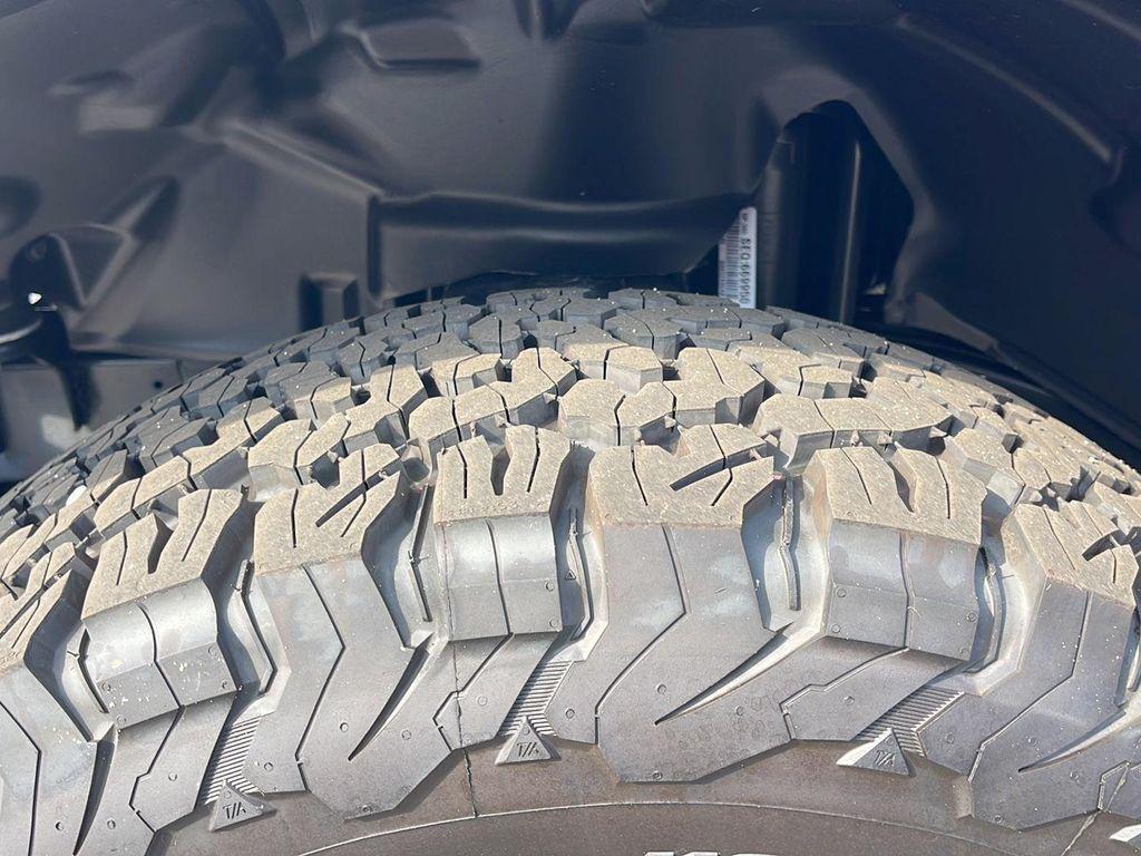 new 2025 Jeep Wrangler car, priced at $46,440