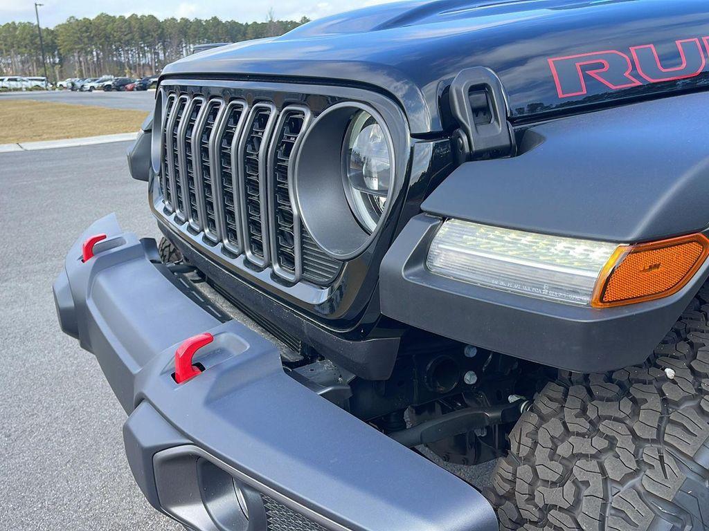 new 2025 Jeep Wrangler car, priced at $46,440