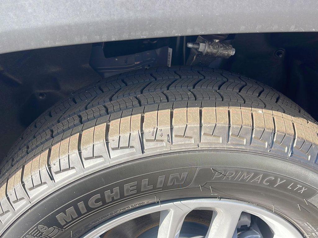 new 2025 Jeep Grand Cherokee car, priced at $32,625