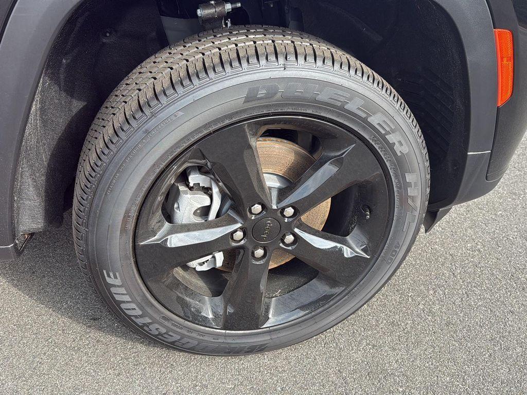 new 2025 Jeep Grand Cherokee L car, priced at $41,375