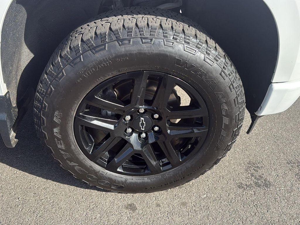 used 2022 Chevrolet Silverado 1500 car, priced at $33,997