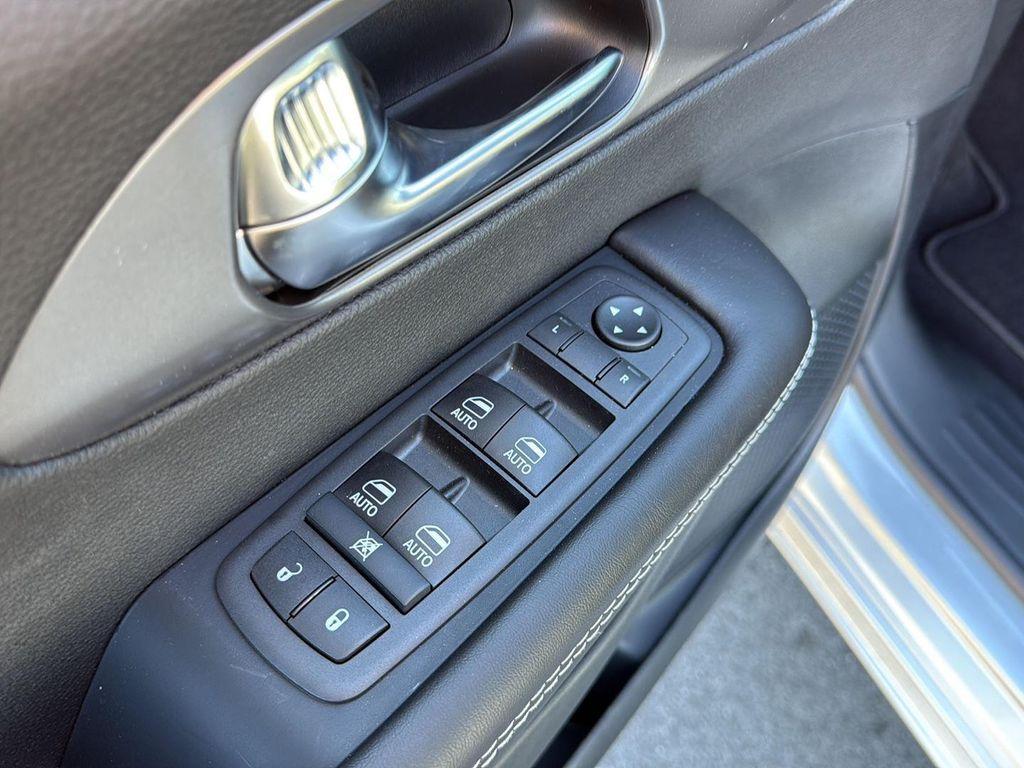 new 2026 Chrysler Pacifica car, priced at $43,655