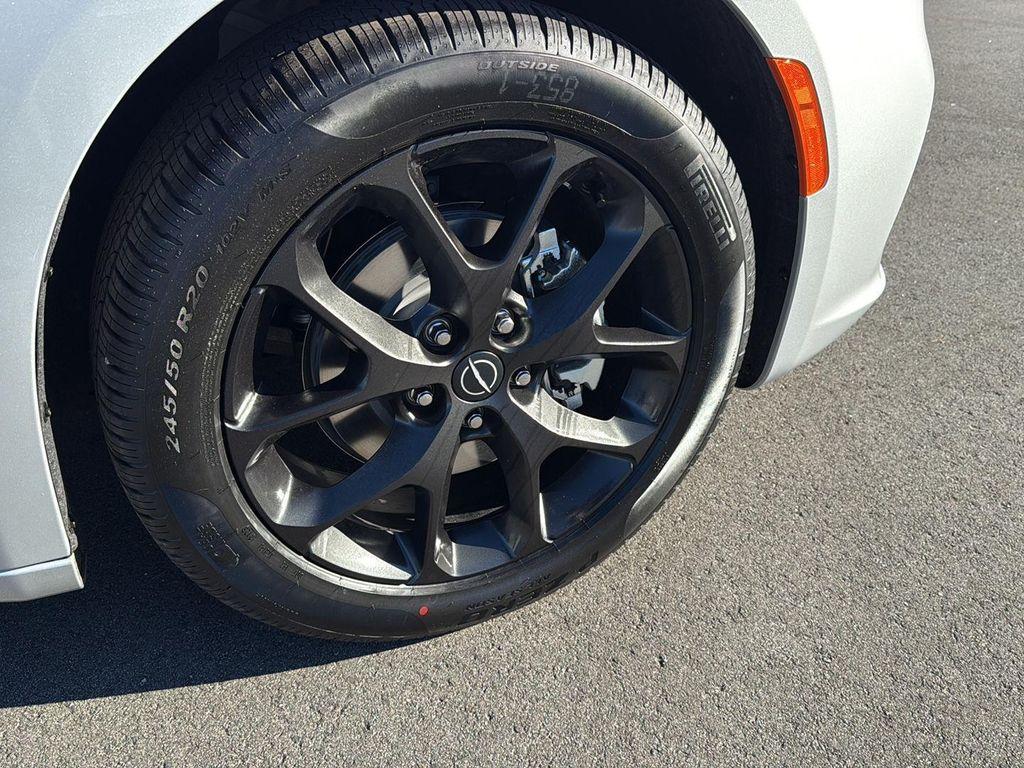 new 2026 Chrysler Pacifica car, priced at $43,655