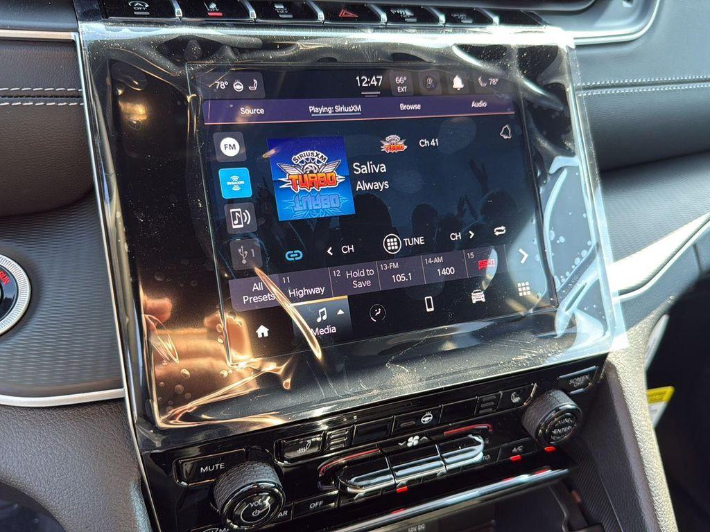 new 2025 Jeep Grand Cherokee car, priced at $36,125