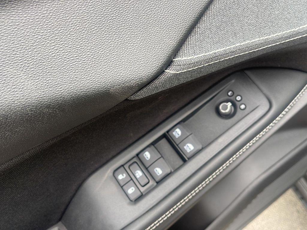 new 2026 Jeep Cherokee car, priced at $38,270