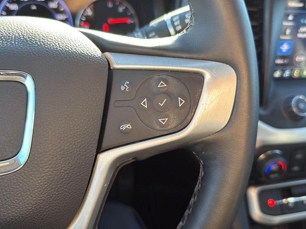 used 2023 GMC Acadia car, priced at $25,998