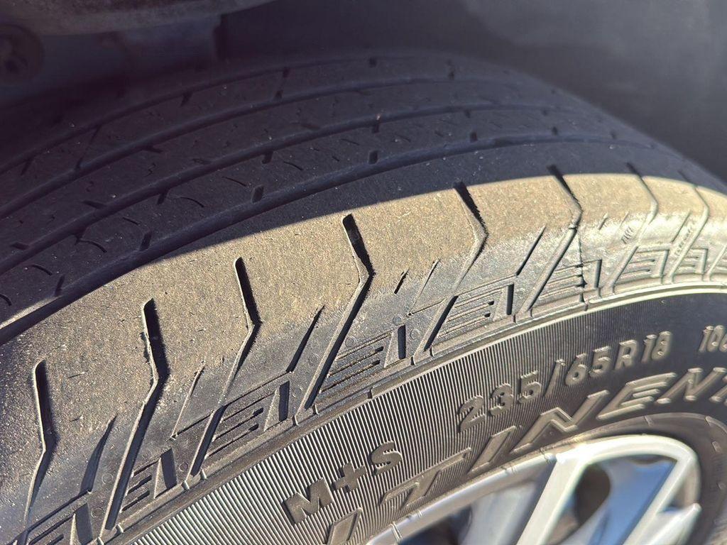 used 2023 GMC Acadia car, priced at $25,998