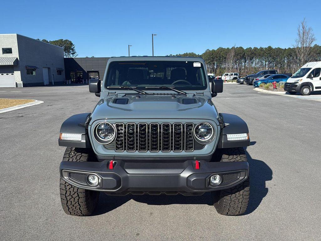 new 2025 Jeep Gladiator car, priced at $44,610