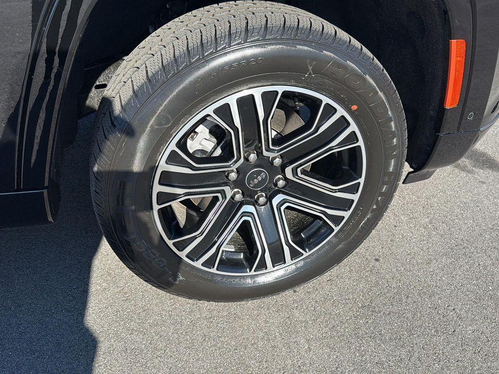 new 2026 Jeep Grand Wagoneer car, priced at $73,250