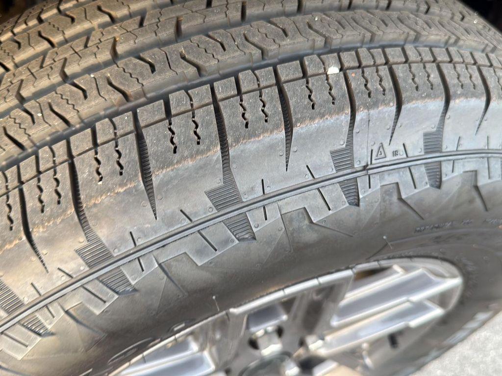 new 2025 Jeep Wrangler car, priced at $41,770