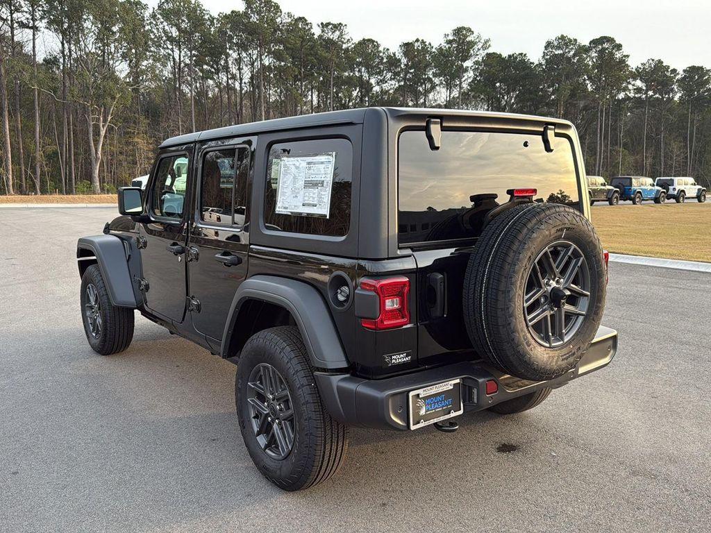 new 2025 Jeep Wrangler car, priced at $41,770