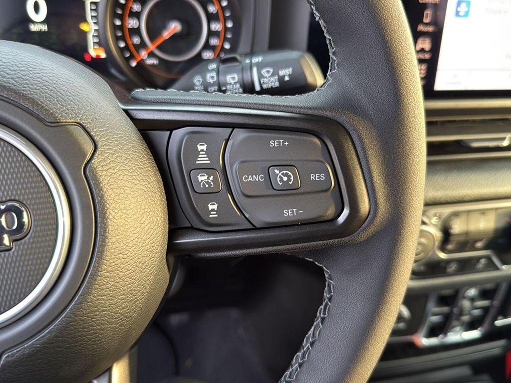 new 2025 Jeep Wrangler car, priced at $41,770