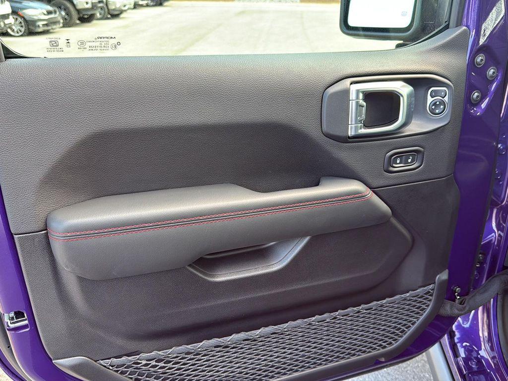 new 2026 Jeep Gladiator car, priced at $59,995