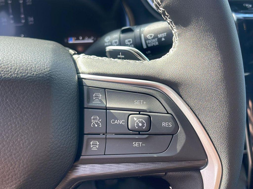 new 2025 Jeep Grand Cherokee L car, priced at $39,875