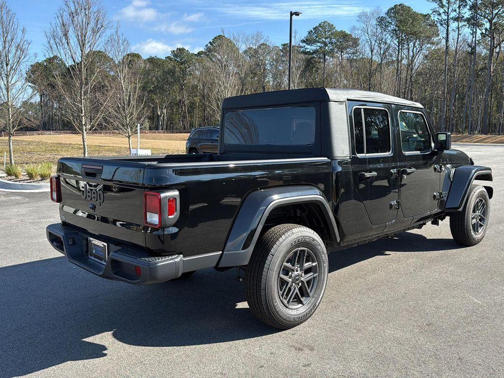 new 2025 Jeep Gladiator car, priced at $37,360