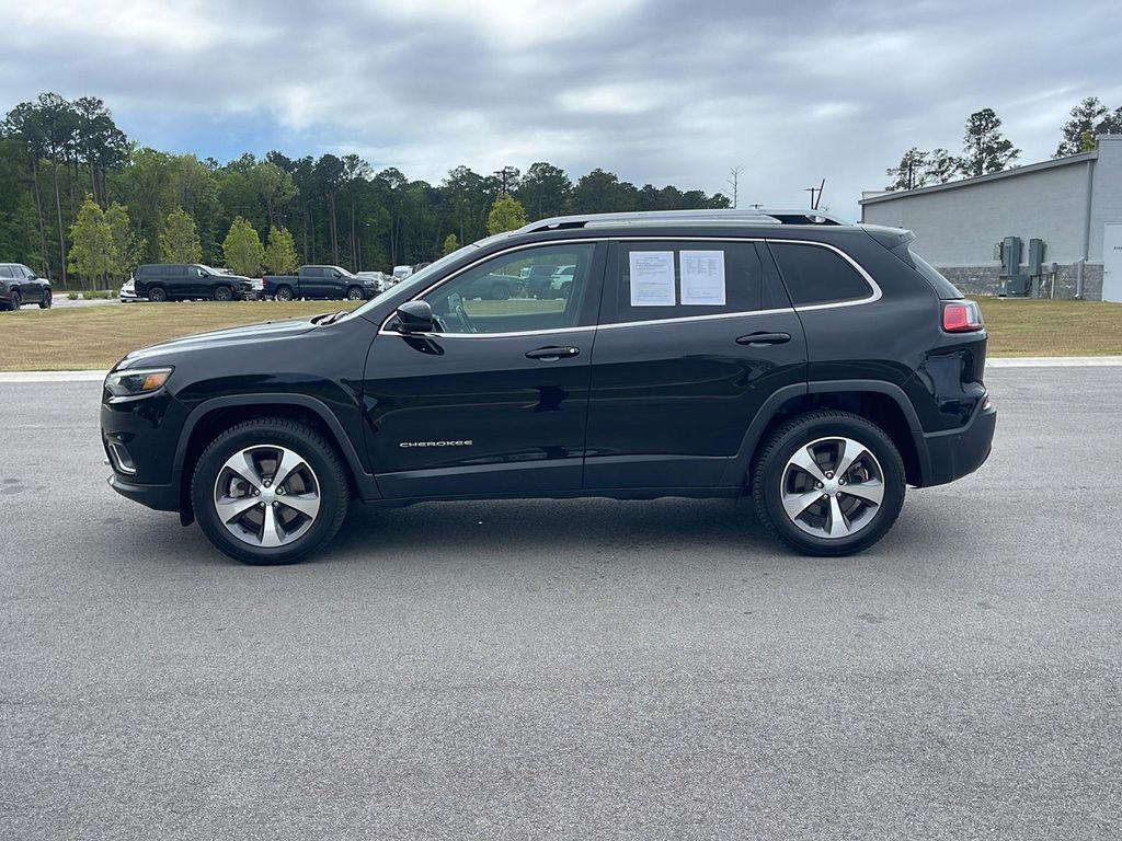 used 2021 Jeep Cherokee car, priced at $17,498