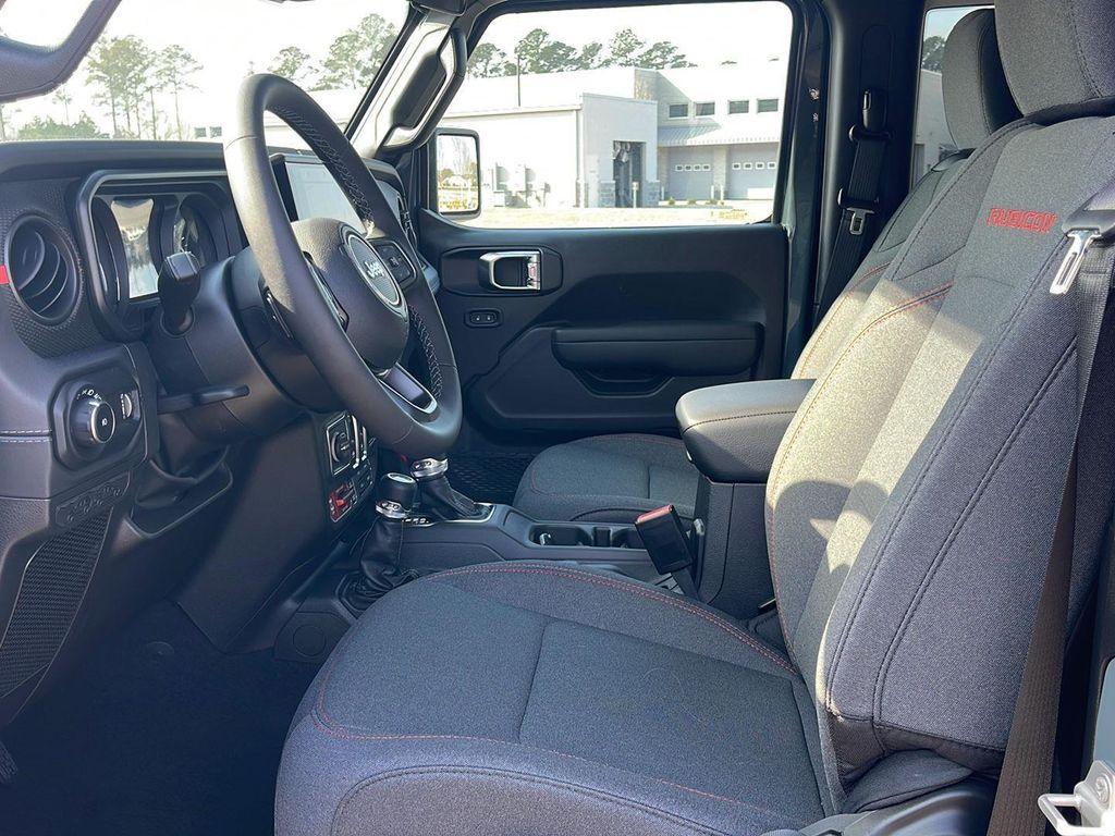 new 2025 Jeep Wrangler car, priced at $44,440
