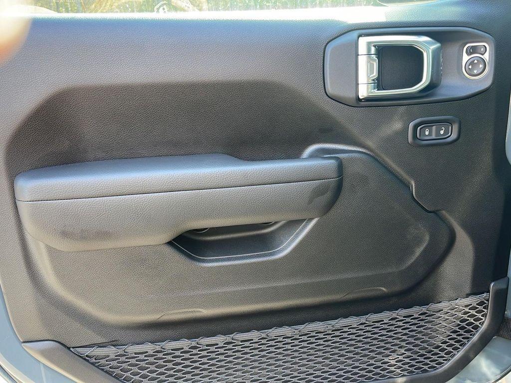 new 2025 Jeep Wrangler car, priced at $44,440