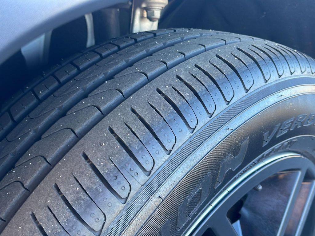 used 2018 Jeep Grand Cherokee car, priced at $13,369