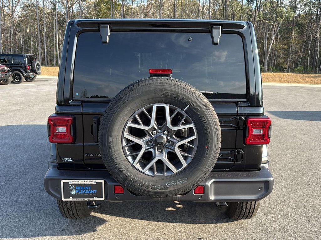 new 2025 Jeep Wrangler car, priced at $45,620