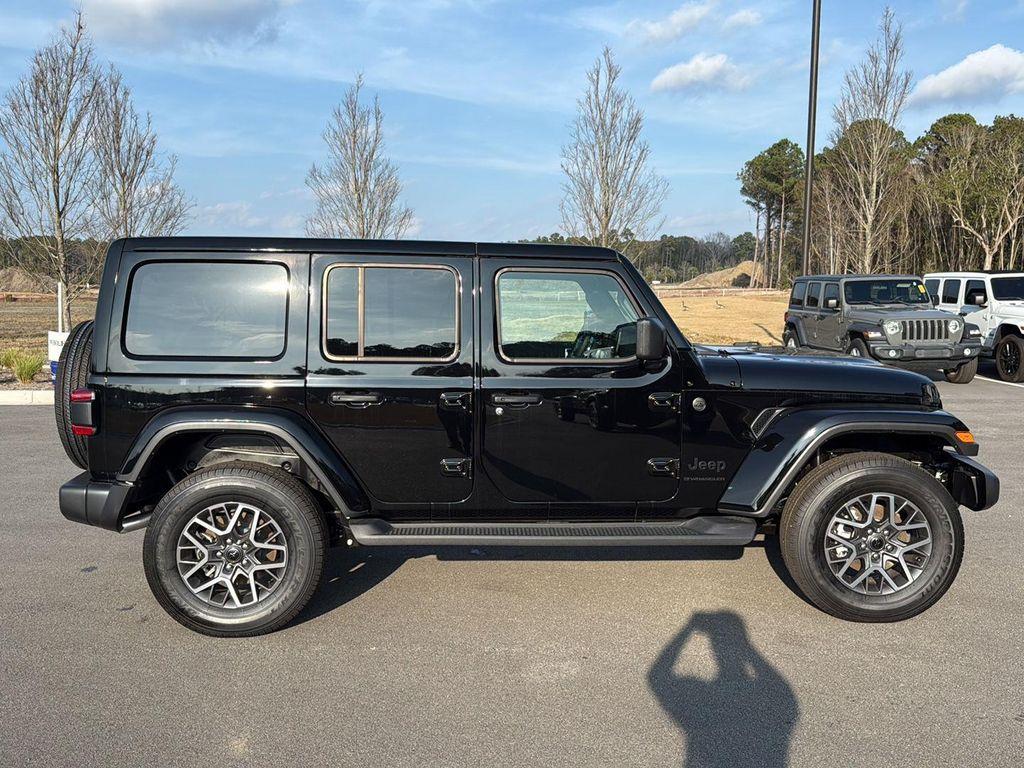 new 2025 Jeep Wrangler car, priced at $45,620