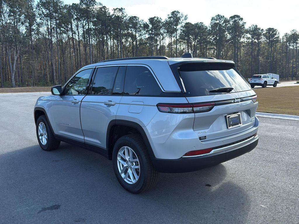 new 2025 Jeep Grand Cherokee car, priced at $32,625