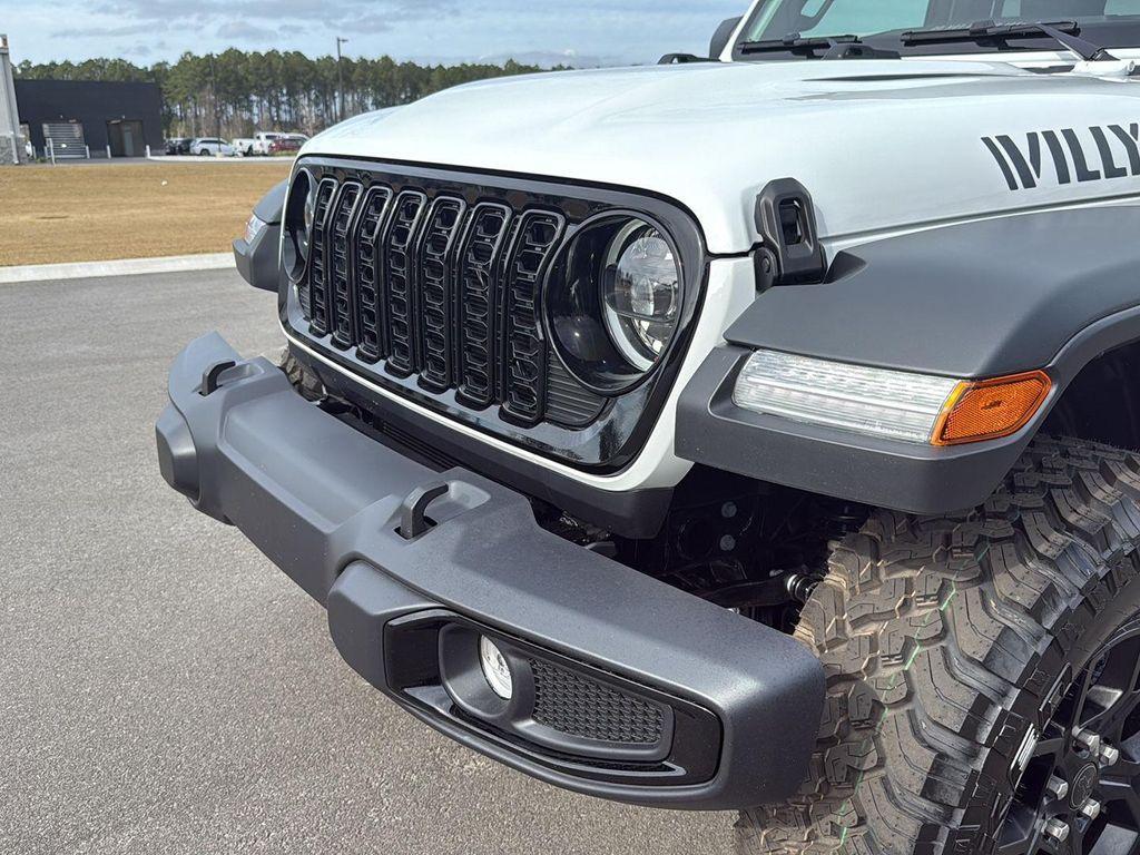 new 2026 Jeep Wrangler car, priced at $51,405
