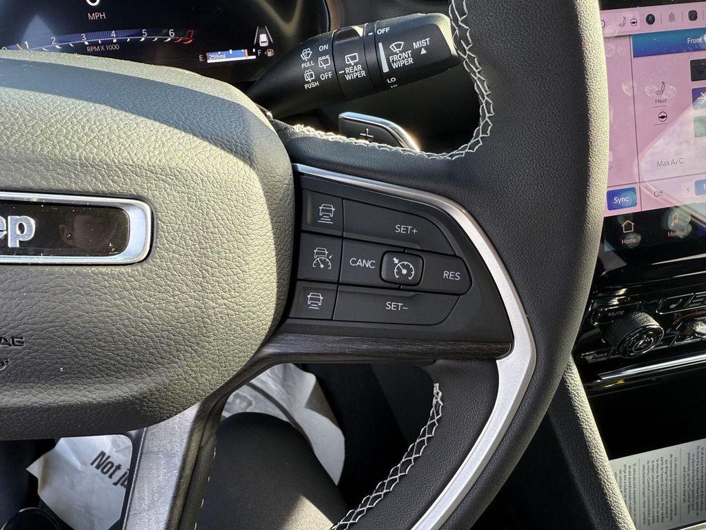 new 2025 Jeep Grand Cherokee L car, priced at $48,830