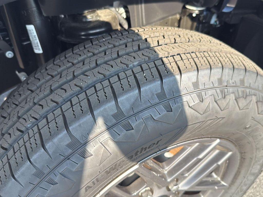 new 2025 Jeep Wrangler car, priced at $41,105