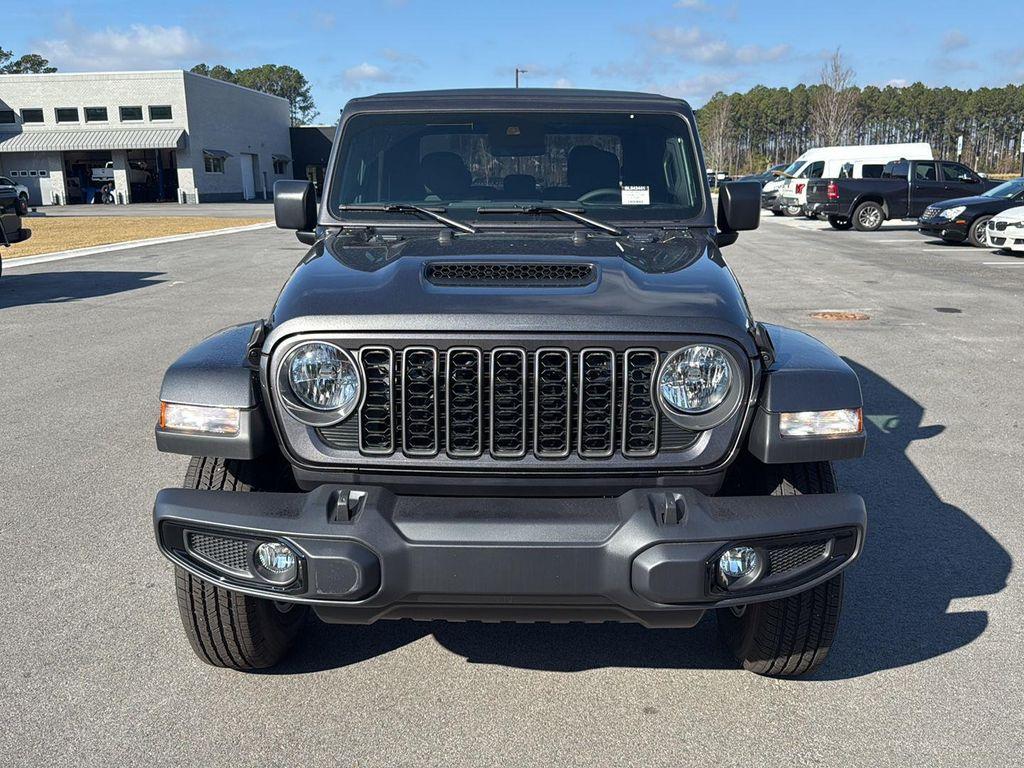 new 2025 Jeep Gladiator car, priced at $39,360