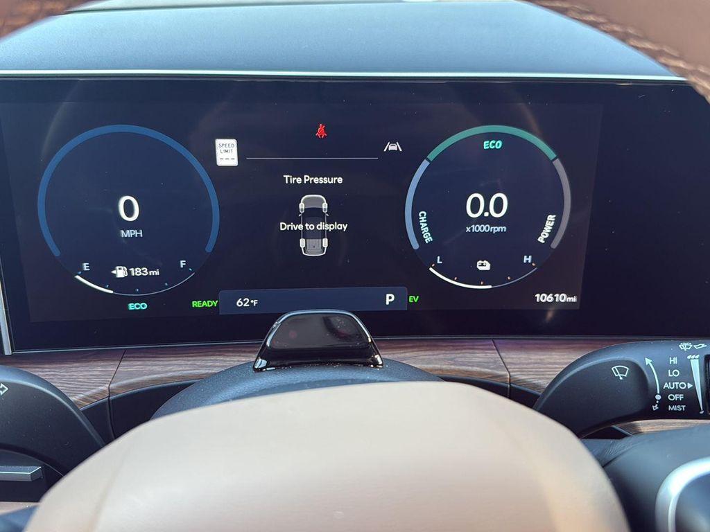 used 2025 Hyundai Santa Fe car, priced at $35,898