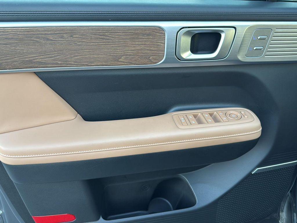 used 2025 Hyundai Santa Fe car, priced at $35,898