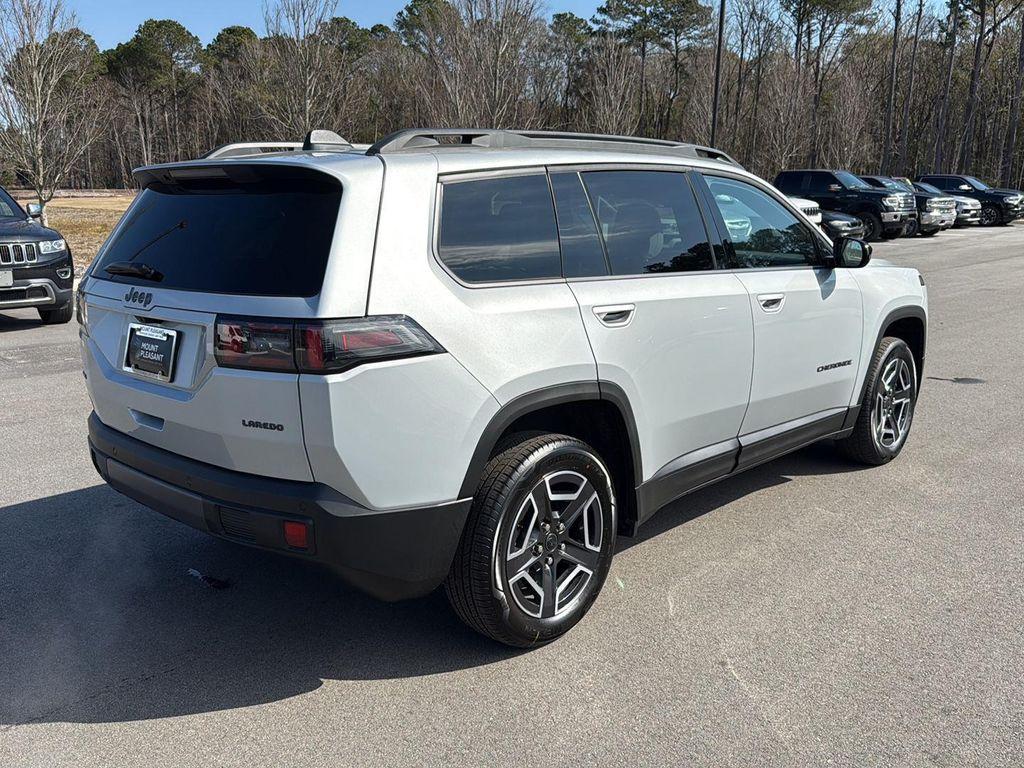 new 2026 Jeep Cherokee car, priced at $39,315