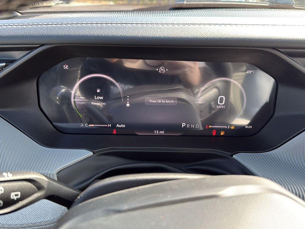 new 2026 Jeep Cherokee car, priced at $39,315