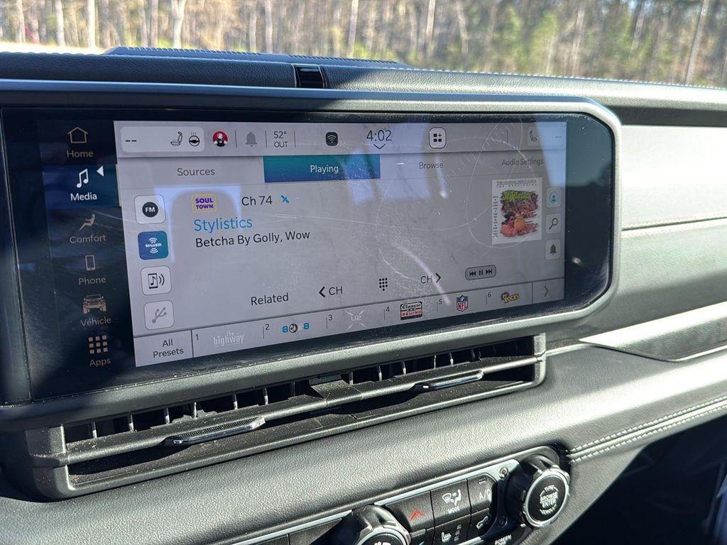 used 2025 Jeep Gladiator car, priced at $40,998