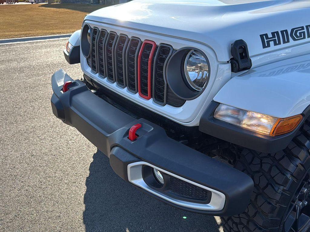 used 2025 Jeep Gladiator car, priced at $40,998