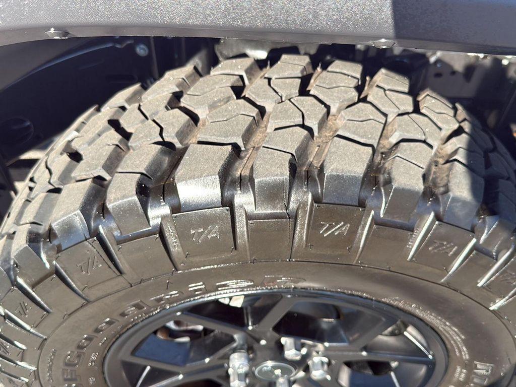 used 2025 Jeep Gladiator car, priced at $40,998