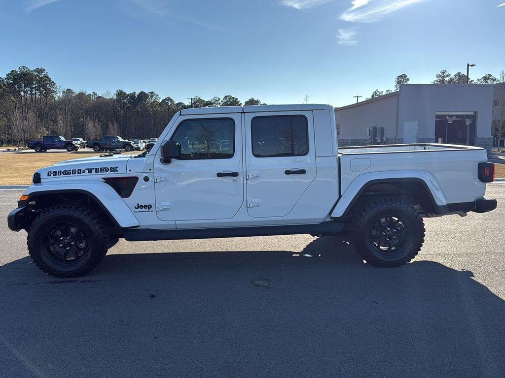 used 2025 Jeep Gladiator car, priced at $40,744
