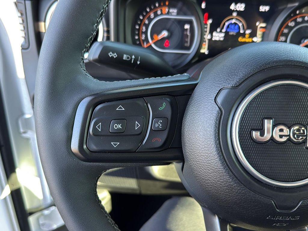 used 2025 Jeep Gladiator car, priced at $40,998