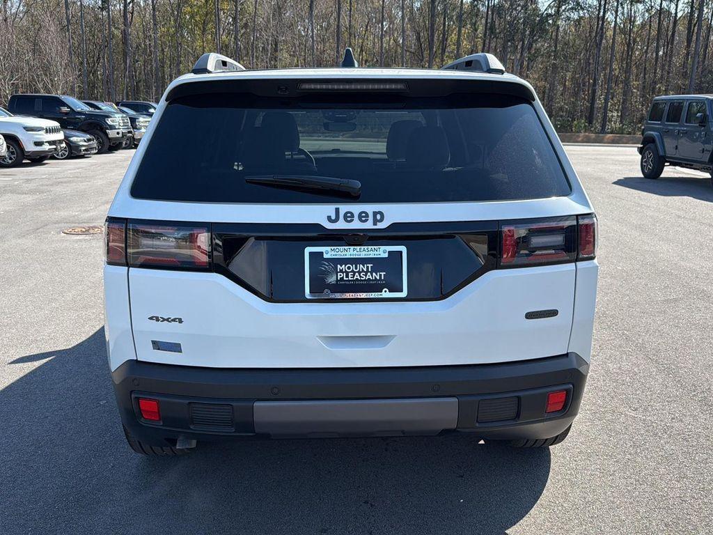 new 2026 Jeep Cherokee car, priced at $43,720