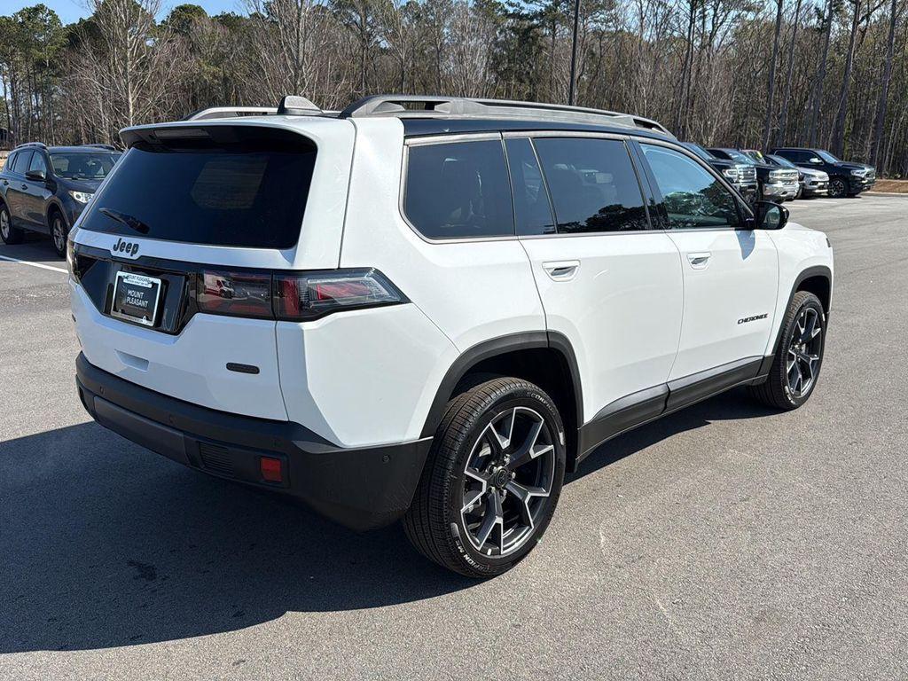 new 2026 Jeep Cherokee car, priced at $43,720
