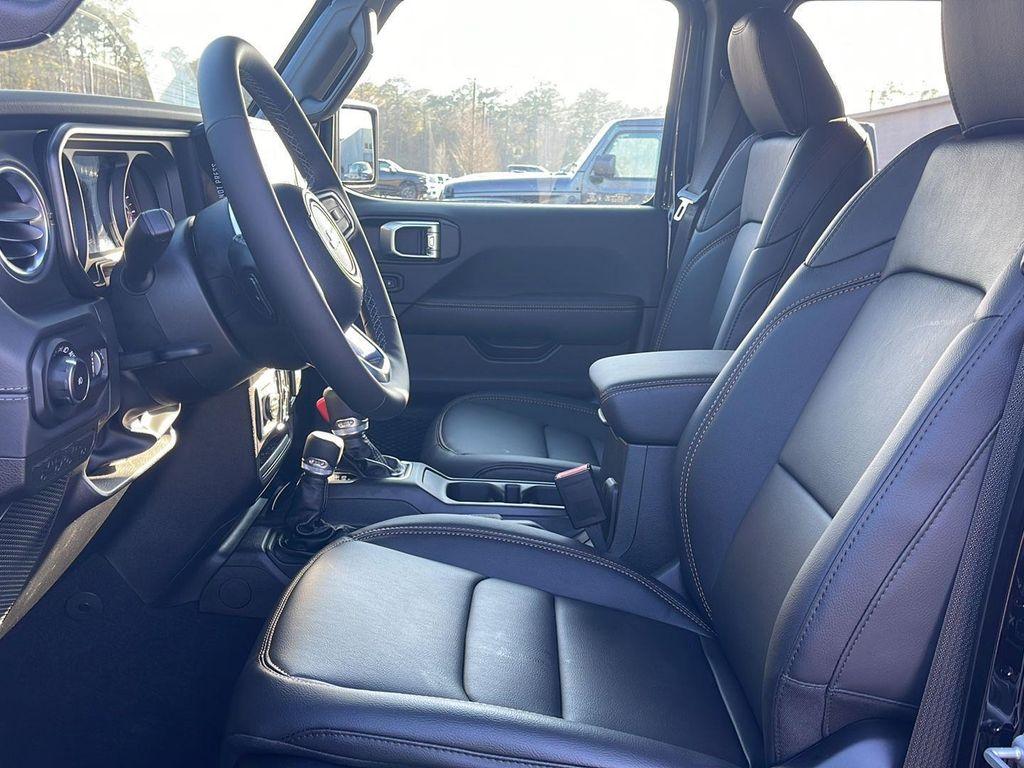 new 2026 Jeep Wrangler car, priced at $53,770