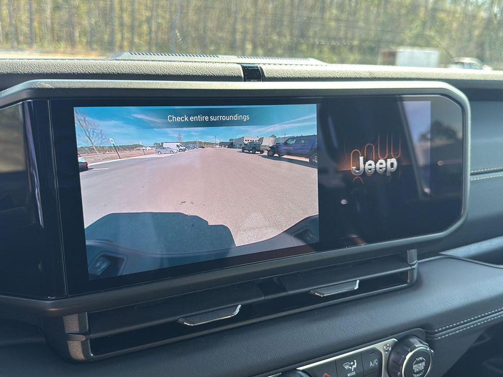 new 2026 Jeep Gladiator car, priced at $51,030