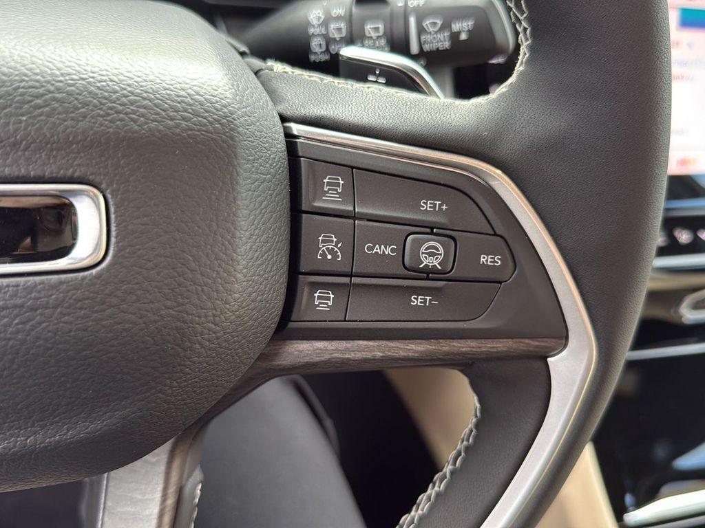 new 2026 Jeep Grand Cherokee car, priced at $48,135